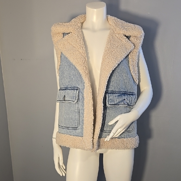 Jason Wu Edit Medium Blue Wash  Sherpa Denim Vest Size Small - Picture 3 of 16